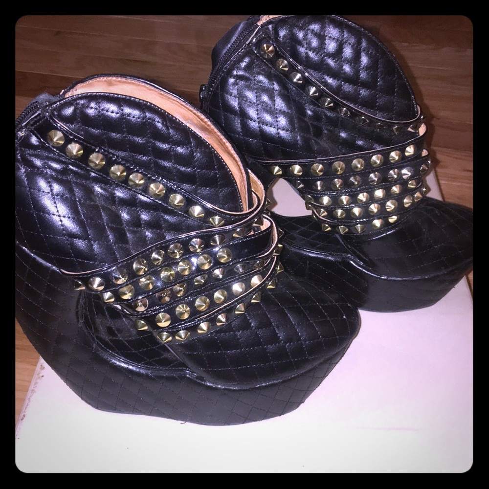 Booties/Shoes